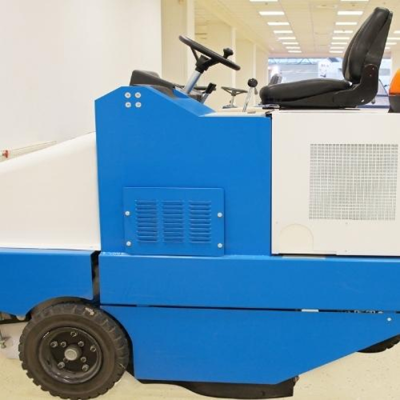 Locação Máquina de Limpeza de Piso Industrial Alphaville Empresarial - Locação Lavadora de Pisos Industriais